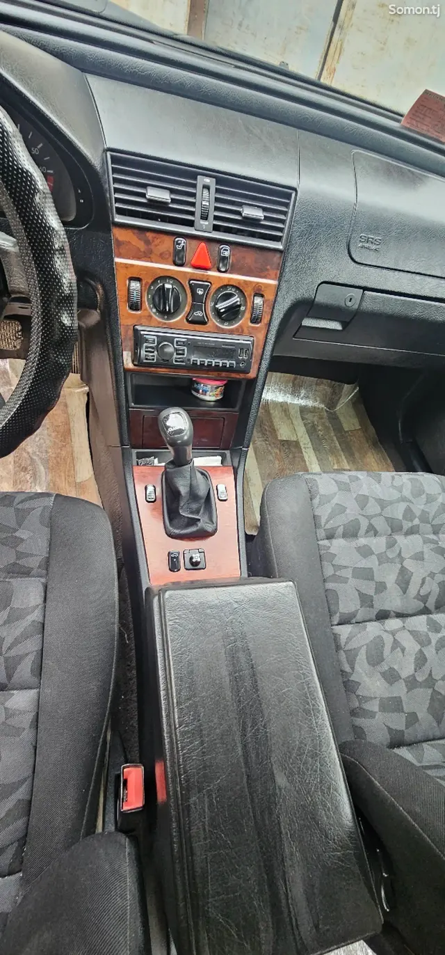 Mercedes-Benz C class 1997 · 1.8 MT