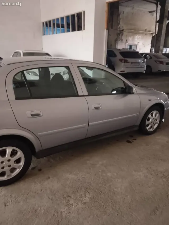 Opel Astra G 2006 · 1.6 AT