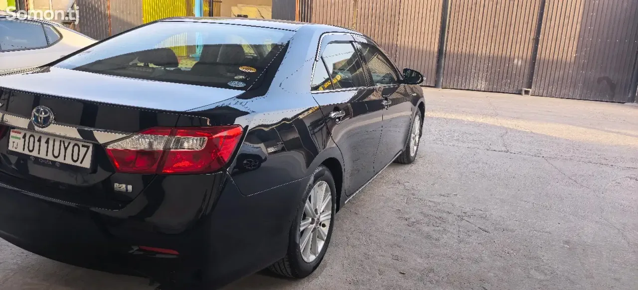 Toyota Camry 2014 · 2.5 AT