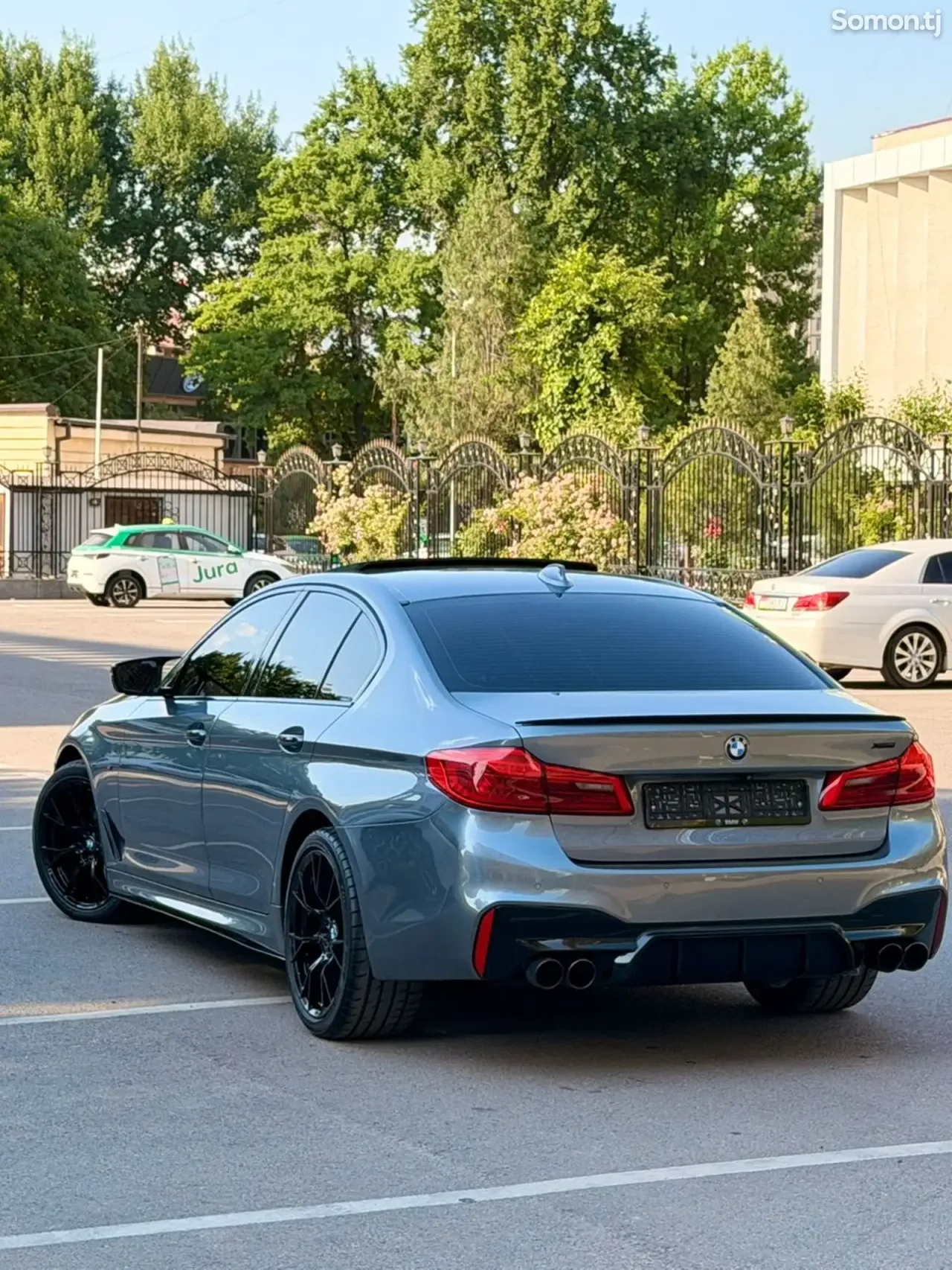 BMW 5 series 2017 · 2.0 AT
