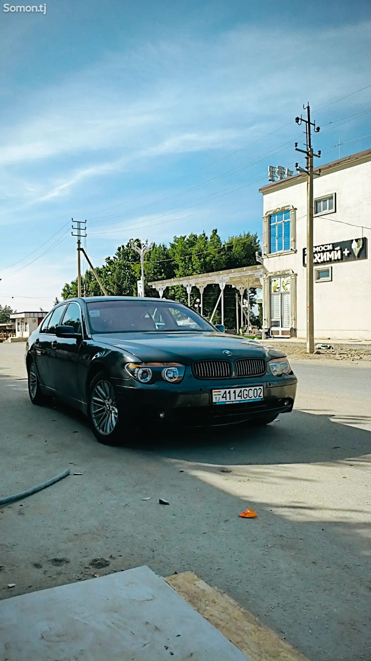BMW 7 series 2003 · 4.4 AT