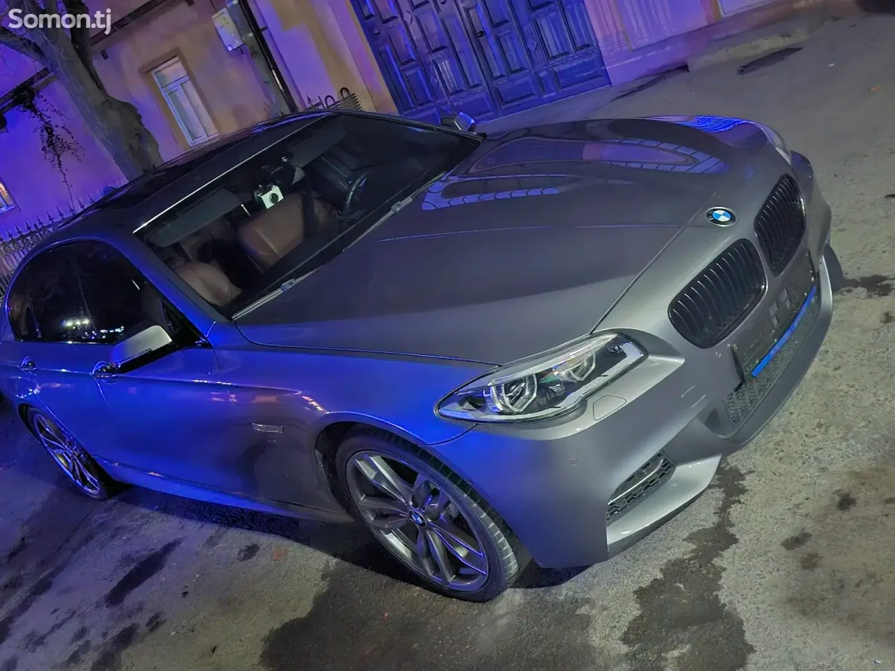 BMW M5 2014 · 5.0 AT