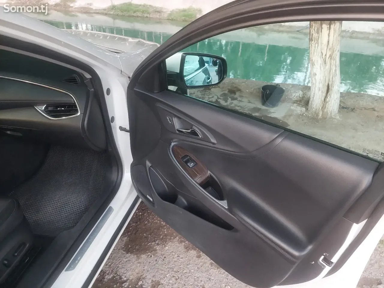 Chevrolet Malibu 2017 · 1.5 AT