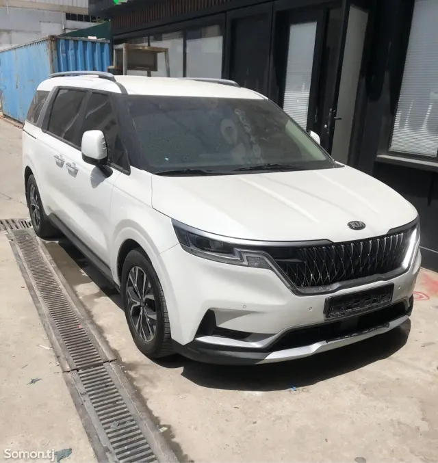 Kia Carnival 2021 · 3.5 AT