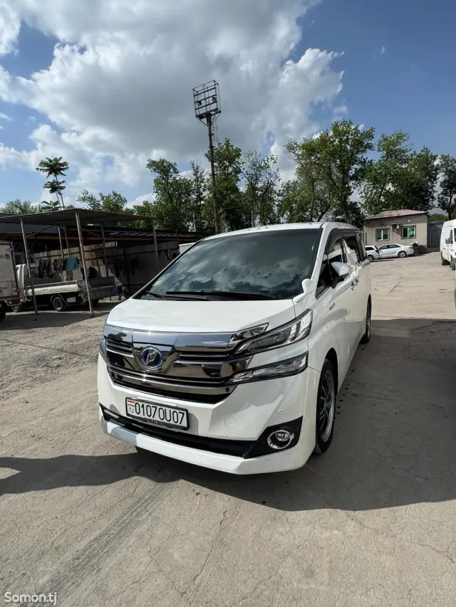 Toyota Vellfire 2016 · 2.5 AT
