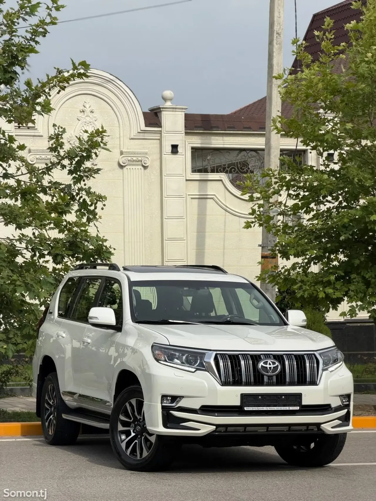 Toyota Land Cruiser Prado 2023 · 4.0 AT