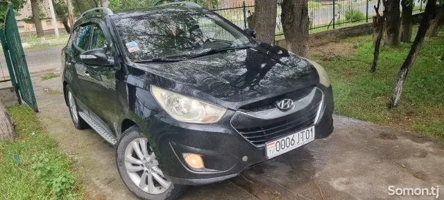 Hyundai Tucson 2011 · 2.0 AT