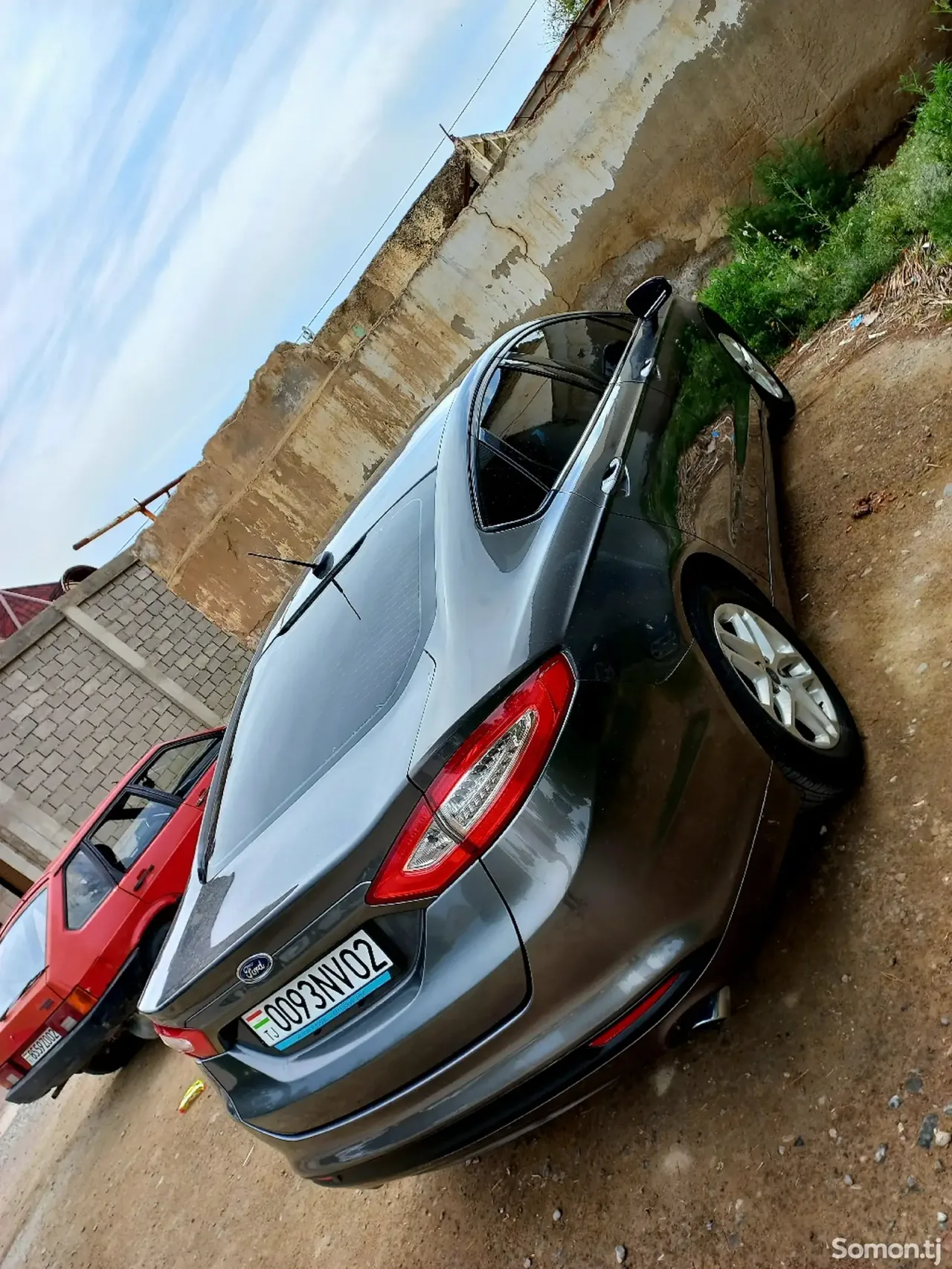 Ford Fusion 2014 · 1.6 AT