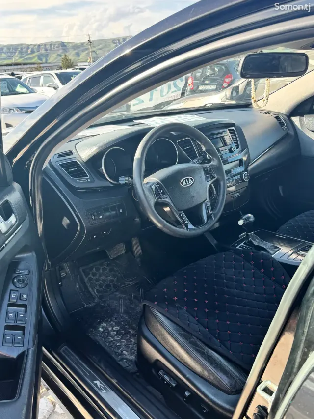 Kia K7 2013 · 2.4 AT