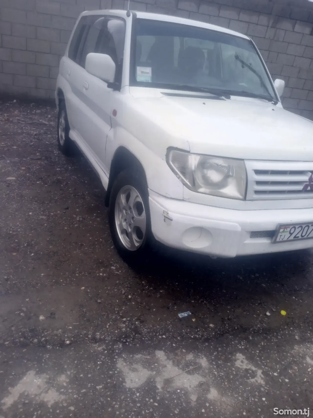 Mitsubishi Pajero 2001 · 1.8 AT
