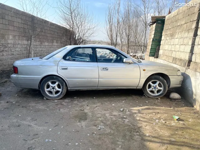 Toyota Vista 1997 · 2.0 AT