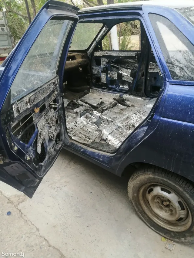 Lada (ВАЗ) 2110 2000 · 1.5 MT