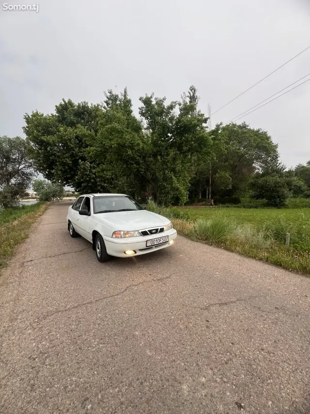 Daewoo Nexia 1996 · 1.5 MT
