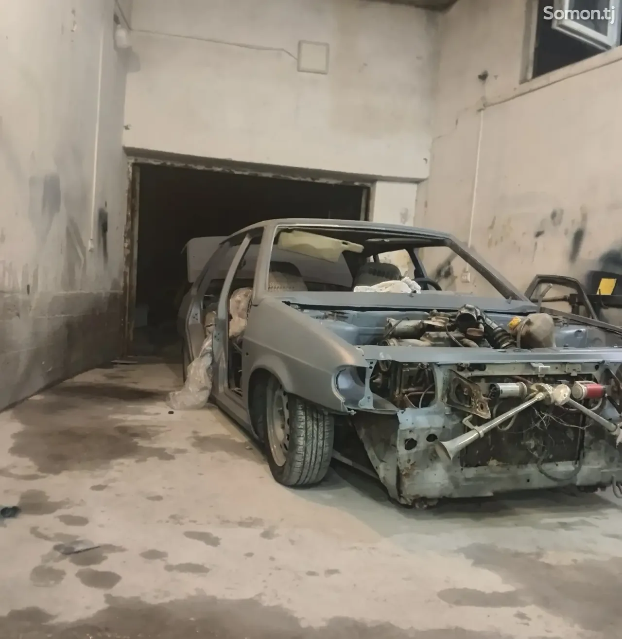 Lada (ВАЗ) 2115 2004 · 1.6 MT