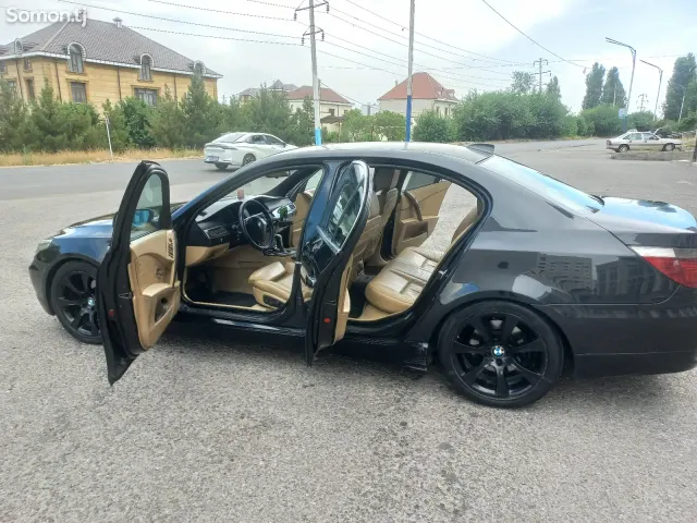 BMW 5 series 2005 · 3.0 AT