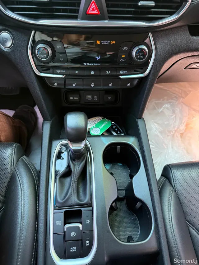 Hyundai Santa Fe 2018 · 2.0 AT