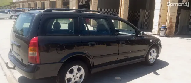 Opel Astra G 2000 · 1.8 MT