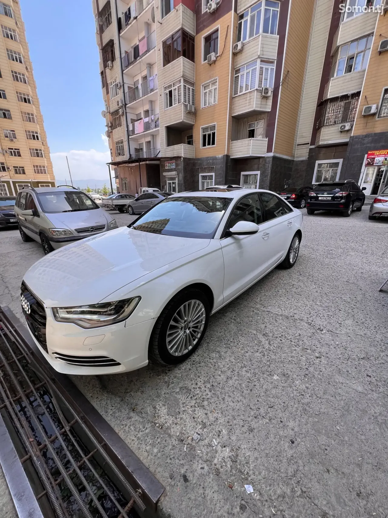 Audi A6 2015 · 2.0 AT