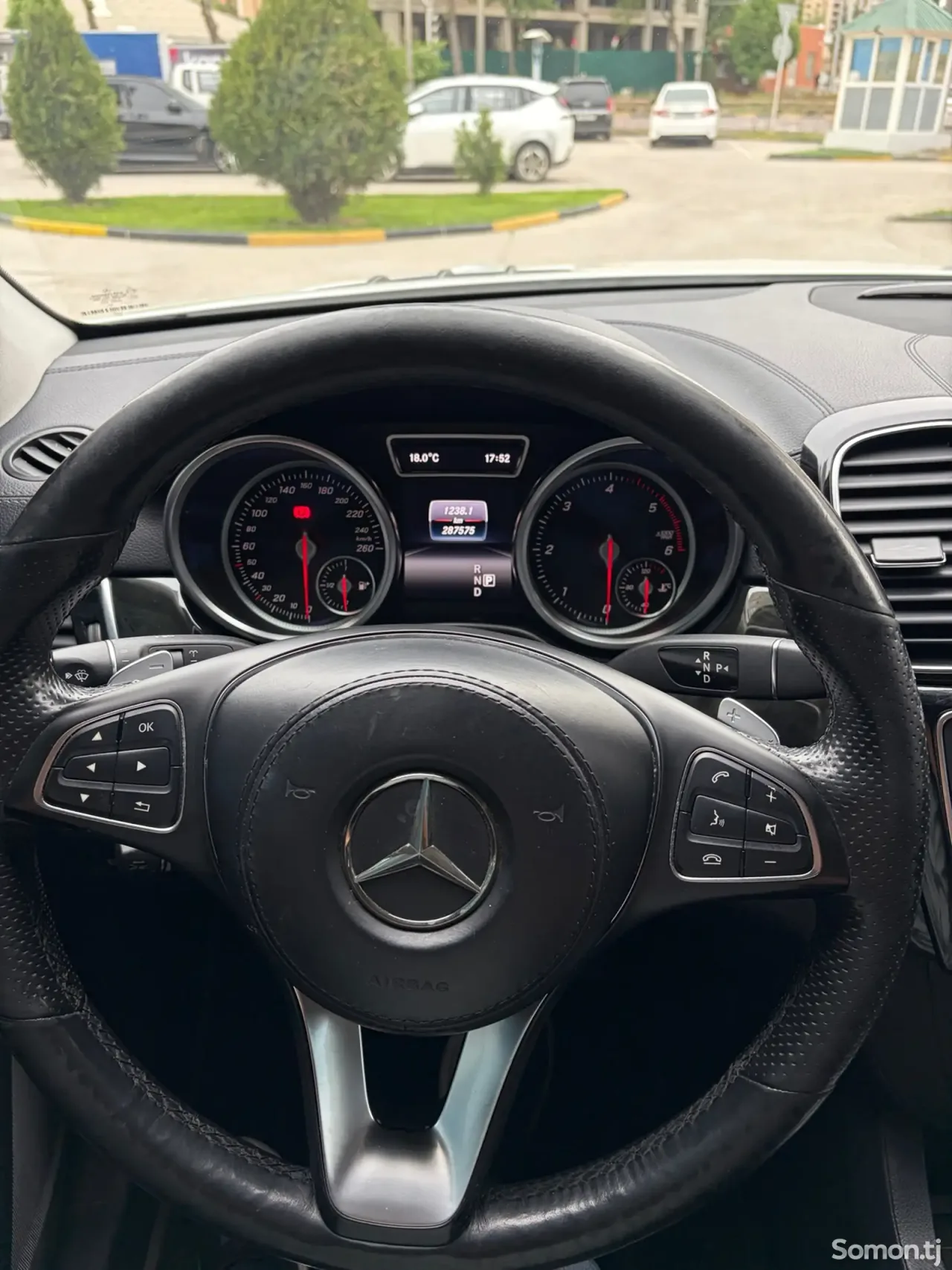 Mercedes-Benz GLS 2017 · 3.5 AT