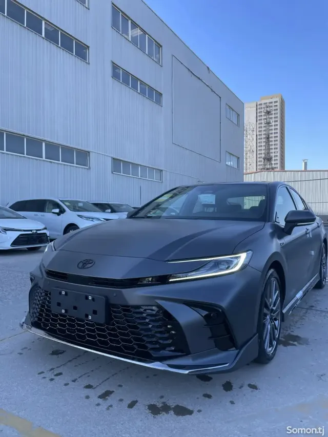 Toyota Camry 2026 · 2.0 AT