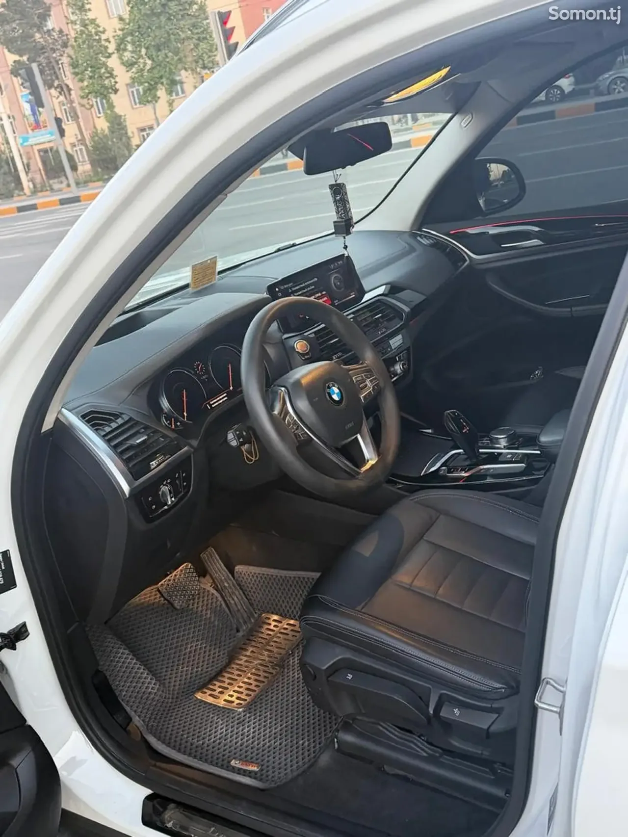 BMW X3 2019 · 2.0 AT
