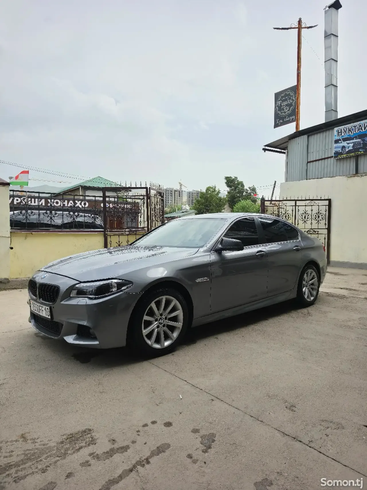 BMW 5 series 2012 · 2.0 AT