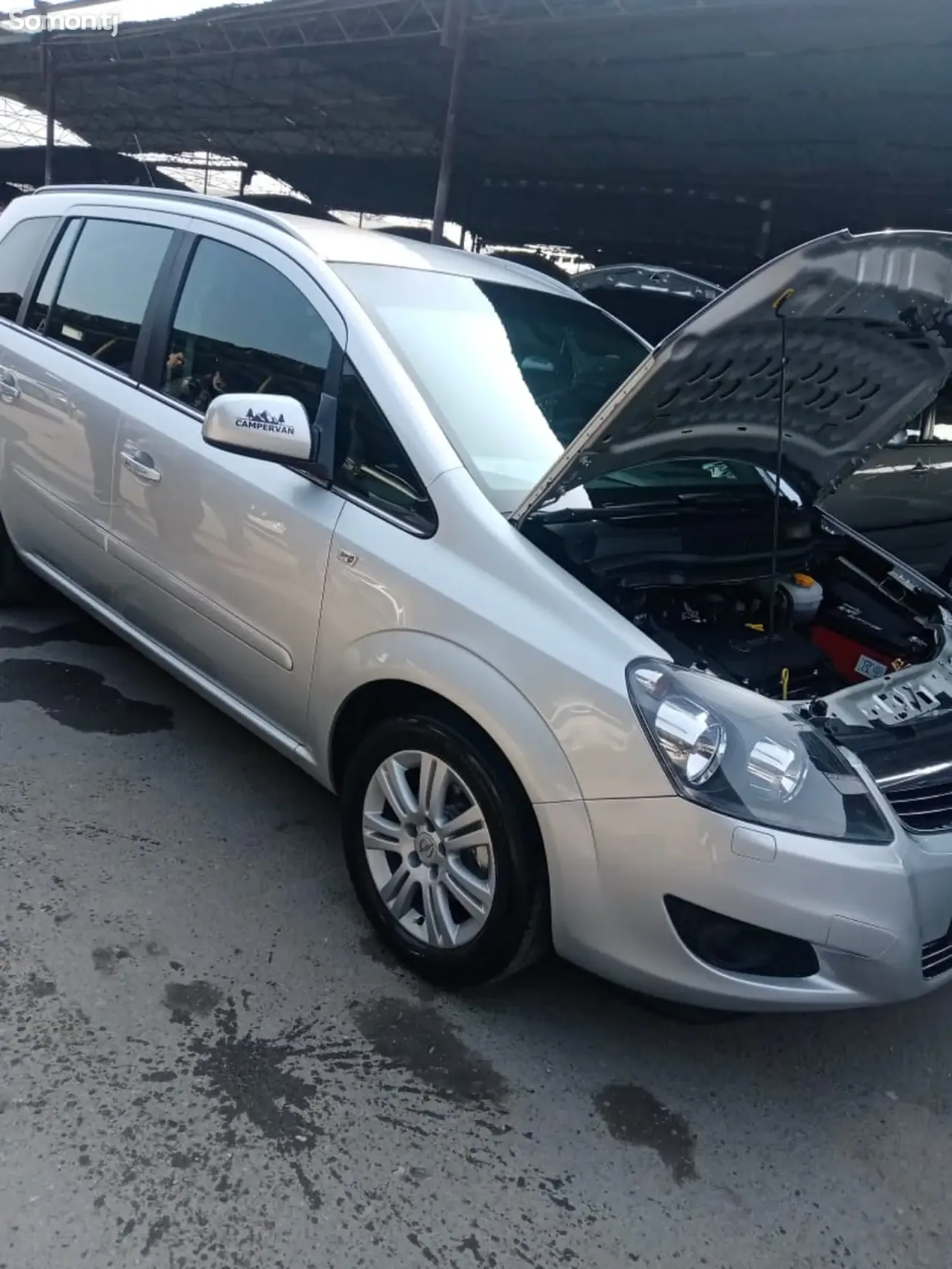 Opel Zafira 2011 · 1.8 MT
