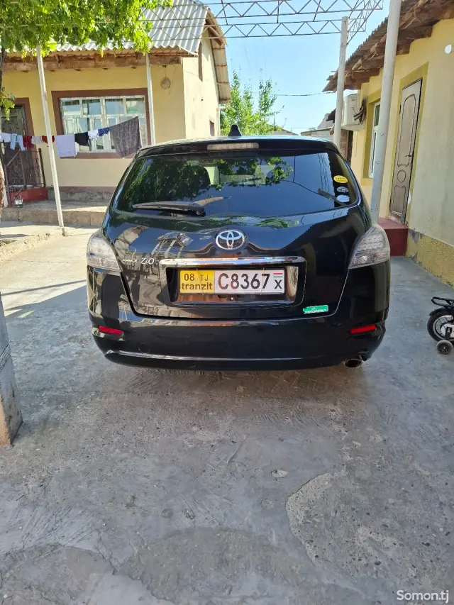 Toyota Mark X ZiO 2010 · 2.4 AT
