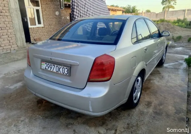 Daewoo Lacetti 2005 · 1.6 MT