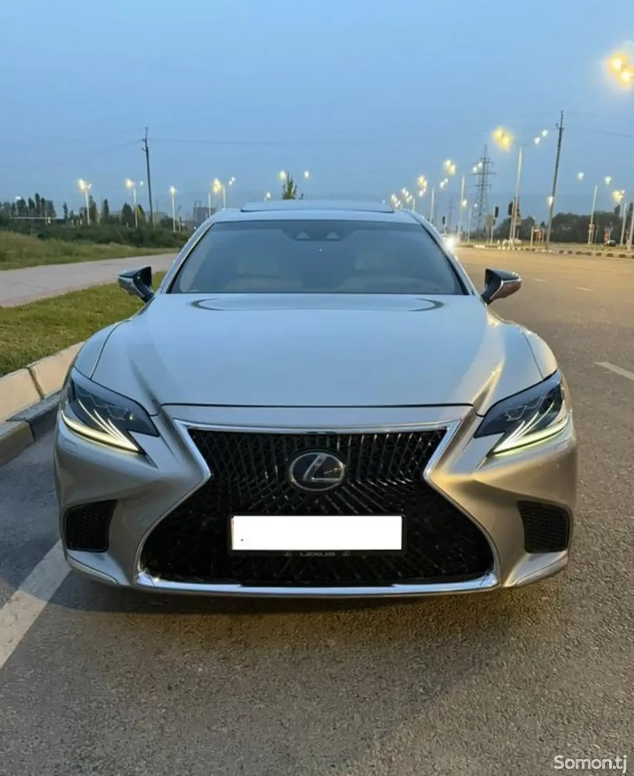 Lexus LS series 2020 · 5.0 AT