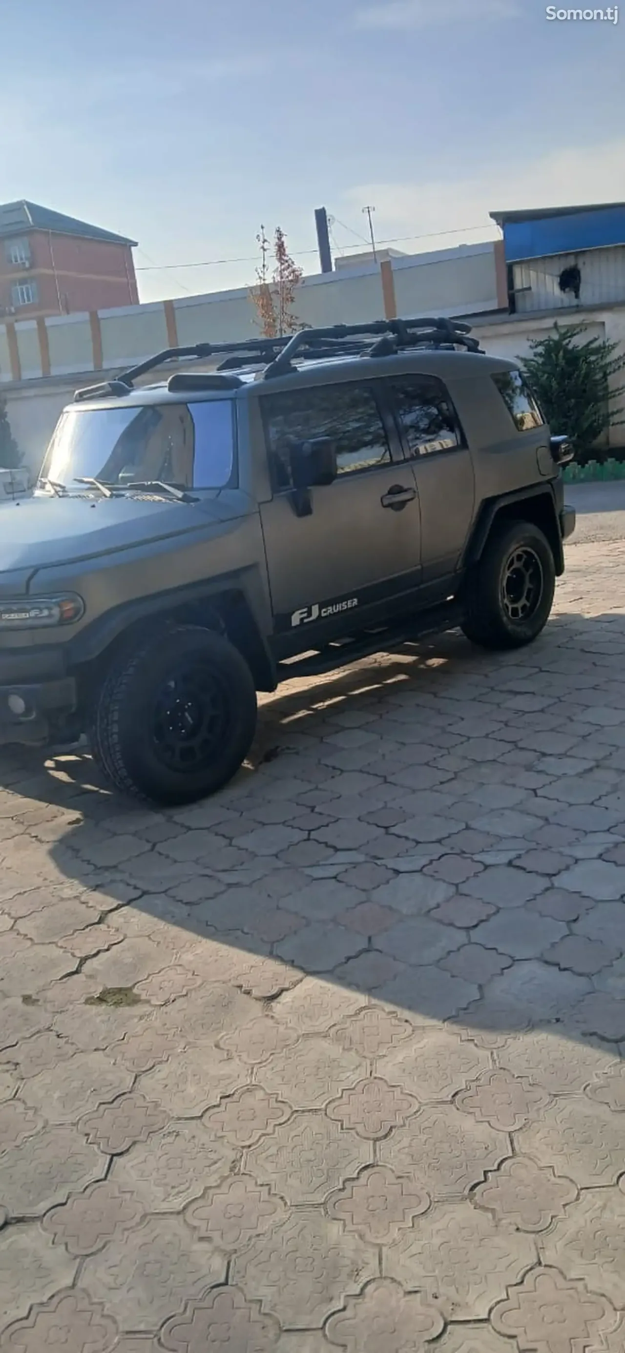 Toyota FJ Cruiser 2013 · 2.0 AT
