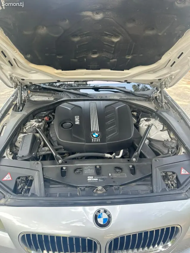 BMW 5 series 2011 · 2.0 AT