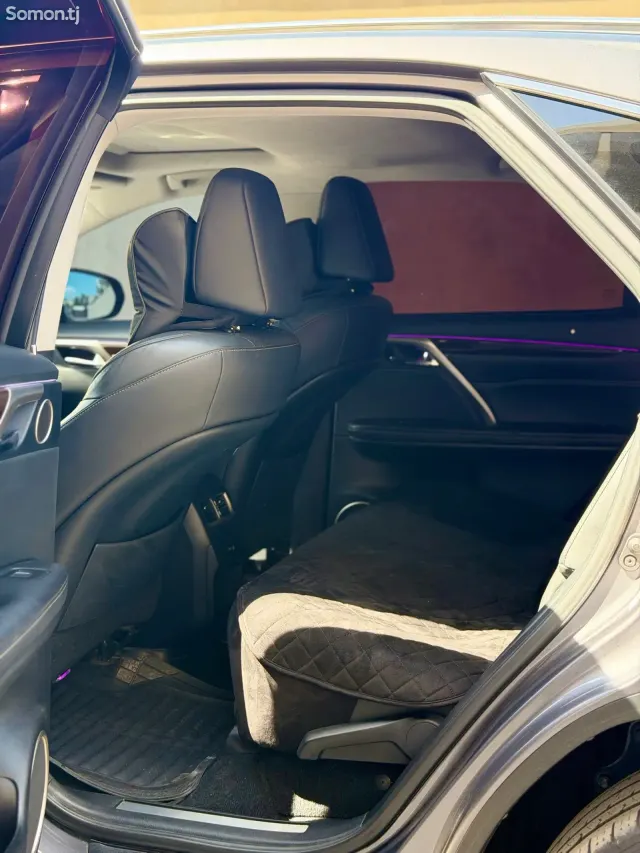 Lexus RX series 2017 · 3.5 AT
