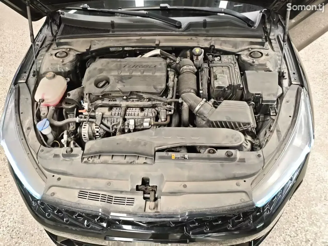 Kia K5 2022 · 2.0 AT