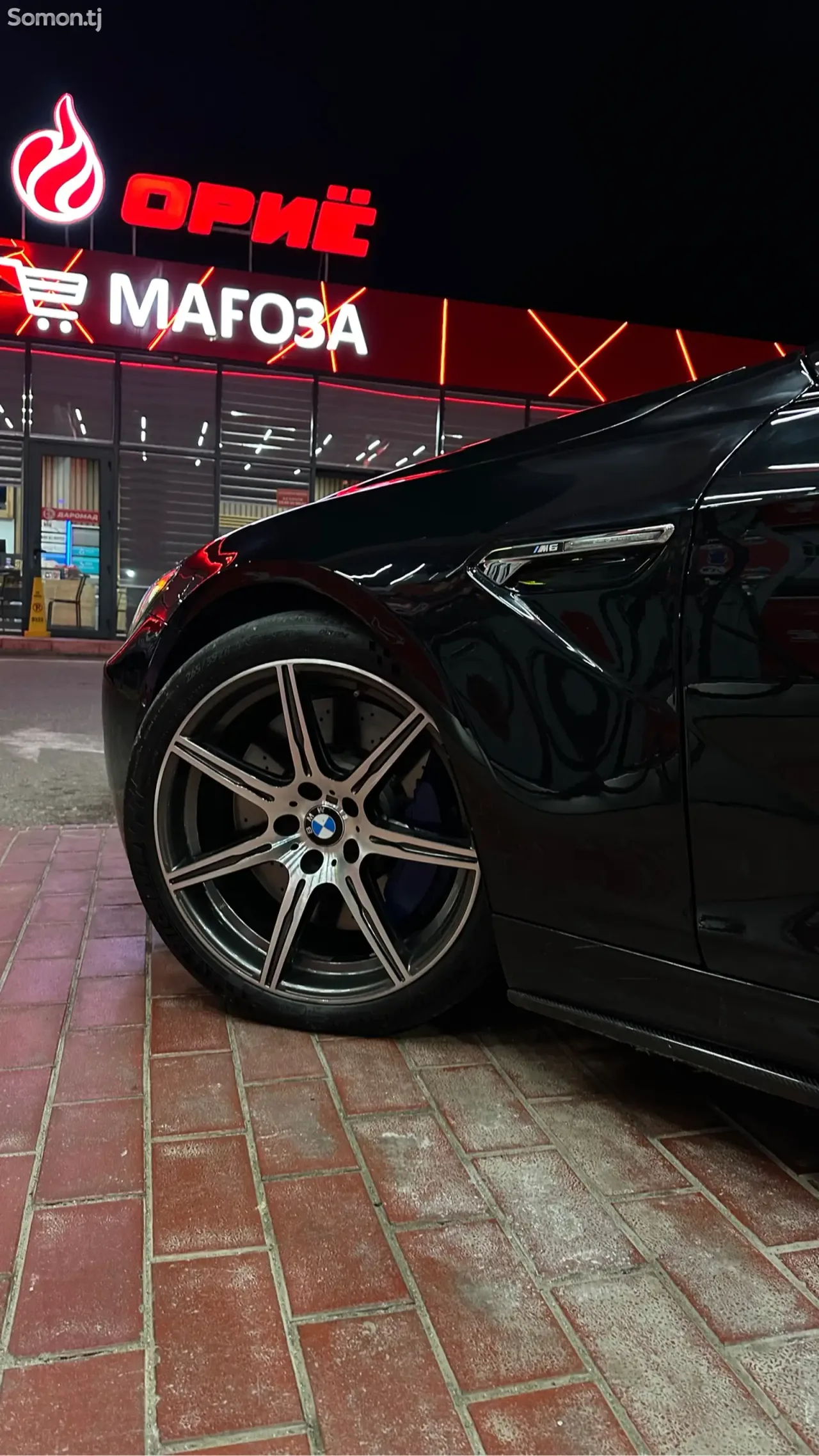 BMW M6 2014 · 4.4 AMT