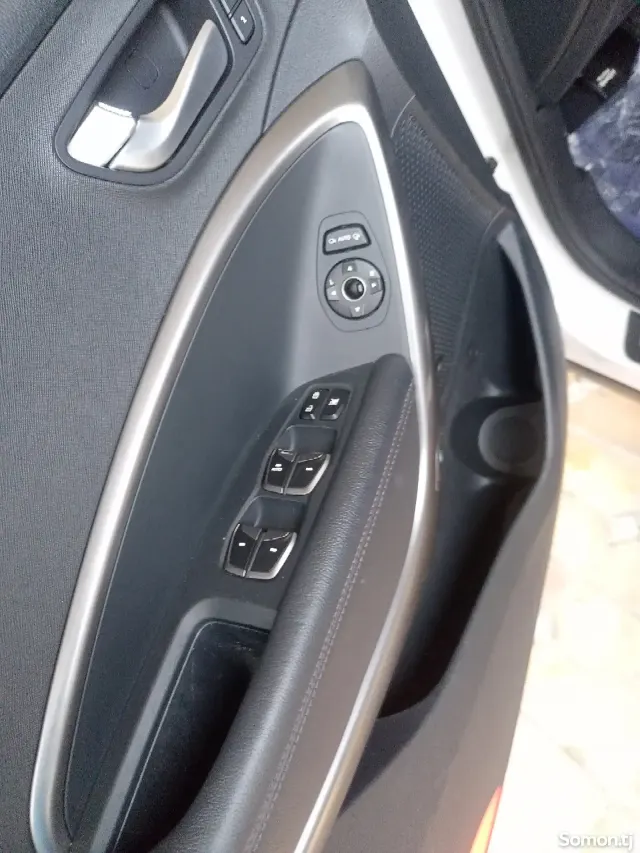 Hyundai Santa Fe 2015 · 2.2 AT