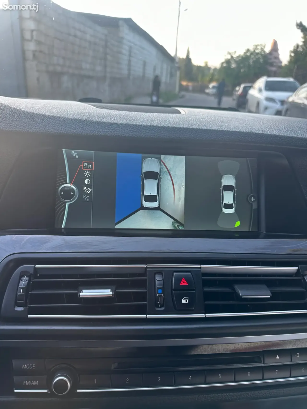 BMW M5 2011 · 2.8 AT