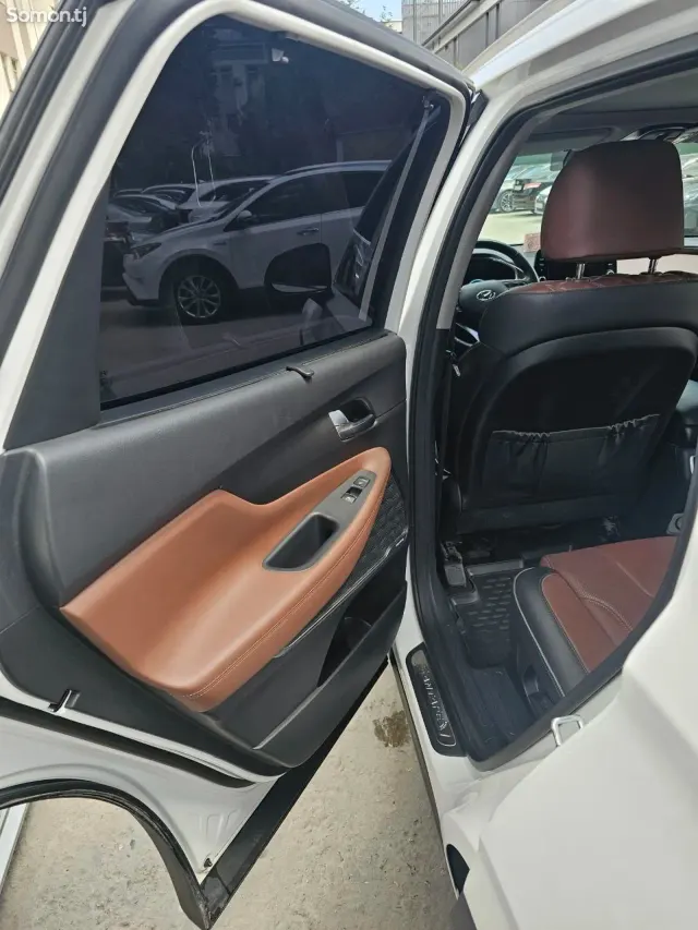 Hyundai Santa Fe 2023 · 3.5 AT