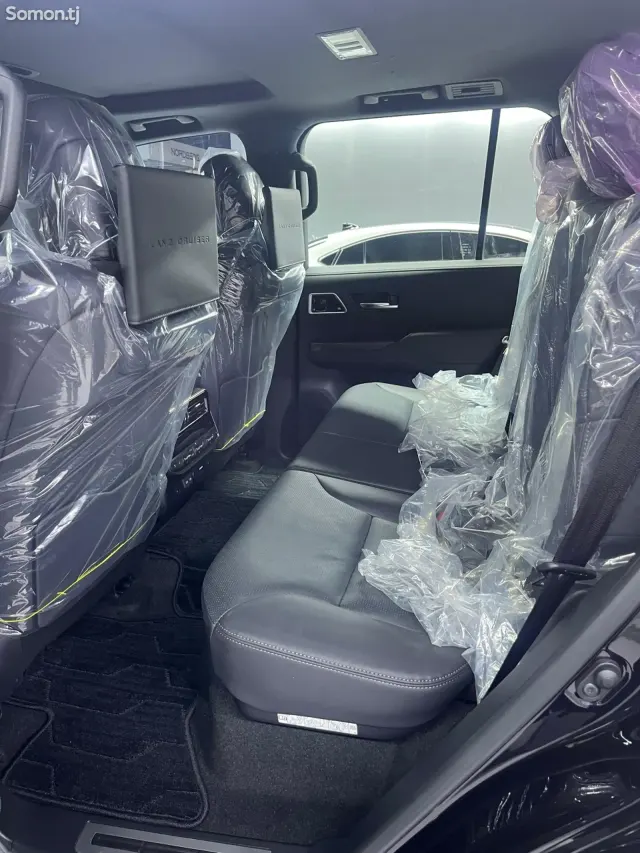 Toyota Land Cruiser 2026 · 3.5 AT