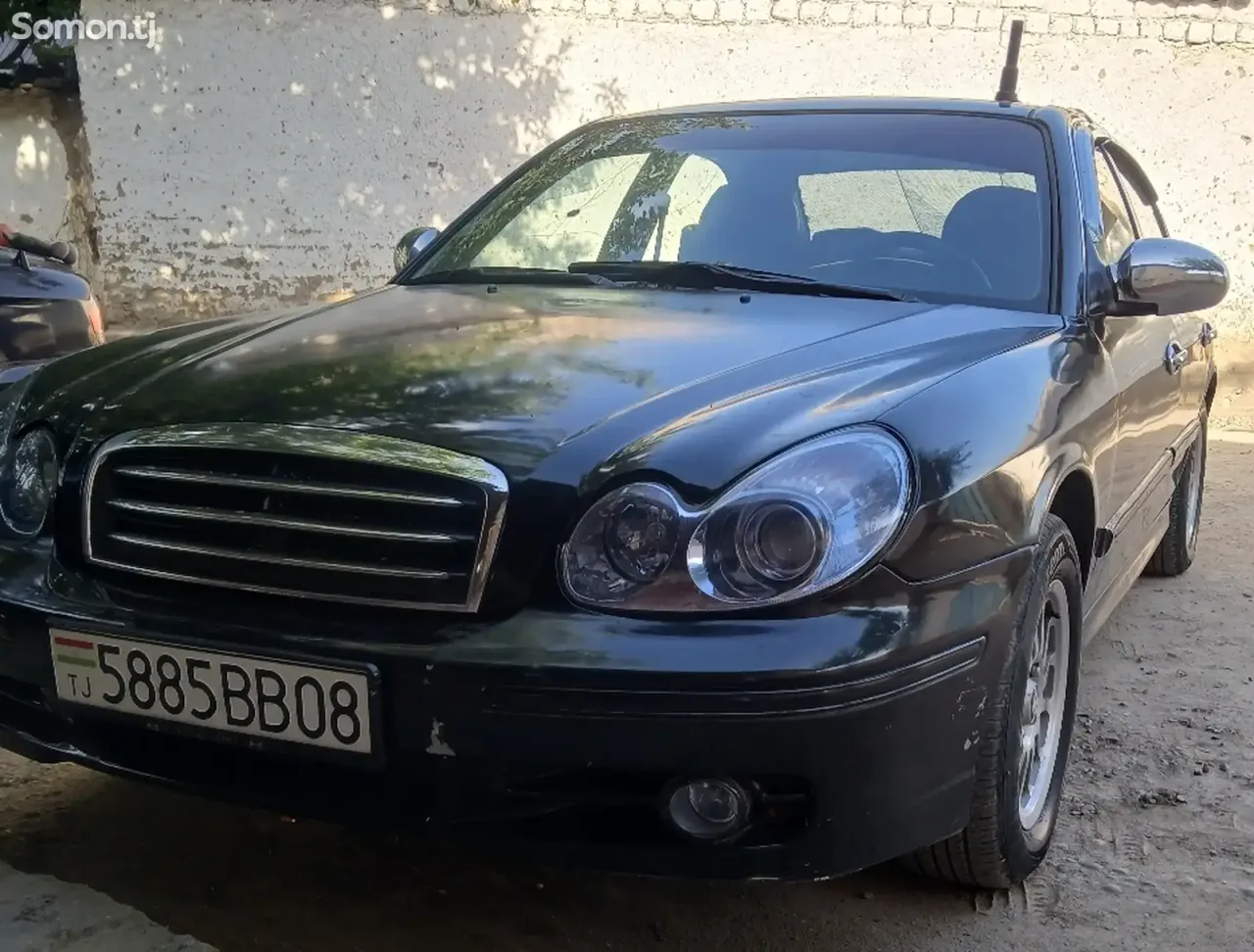 Hyundai Avante 2003 · 1.8 MT