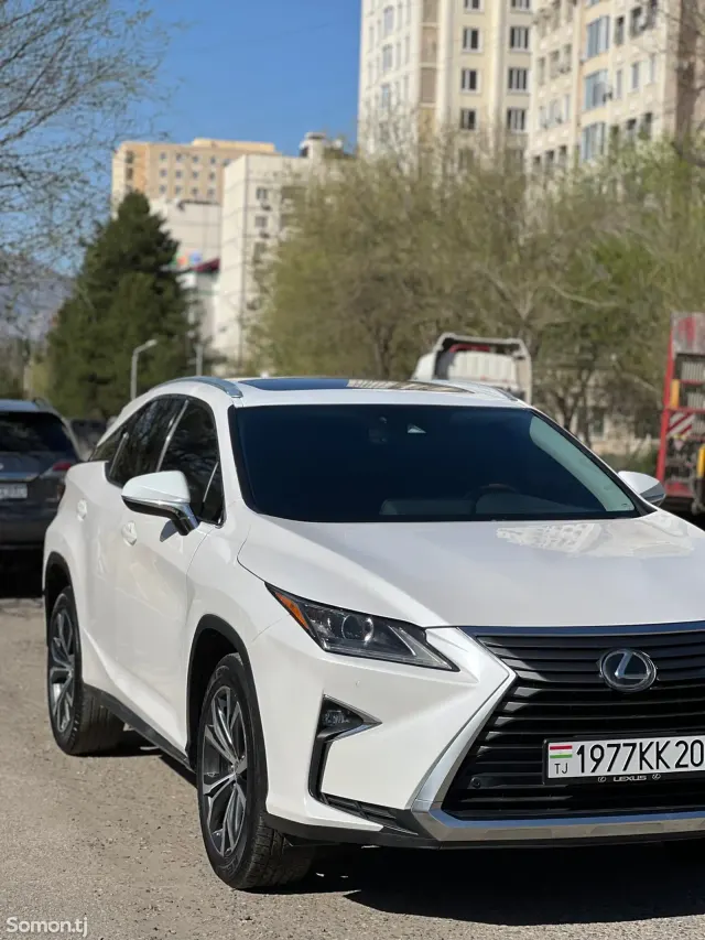 Lexus RX series 2017 · 3.5 AT