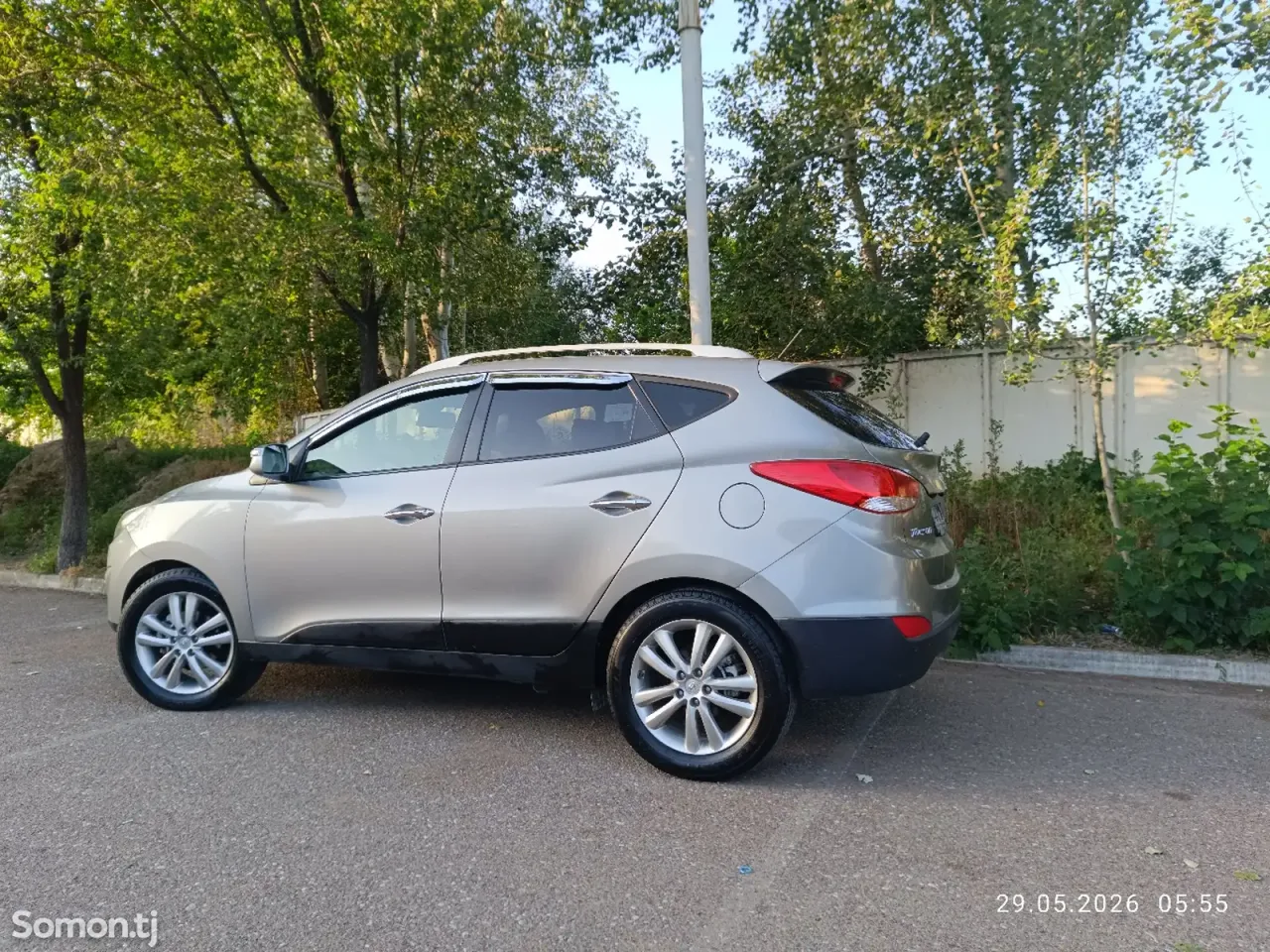 Hyundai Tucson 2010 · 2.0 AT