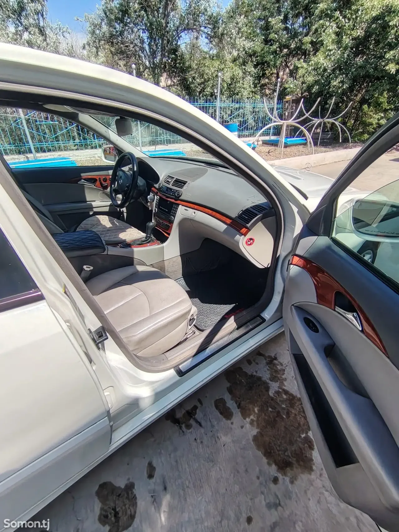 Mercedes-Benz E class 2007 · 3.5 AT