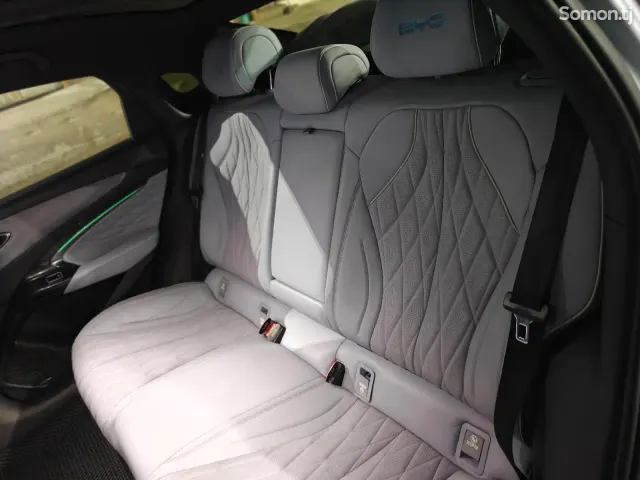 BYD Seal 2023 · AMT
