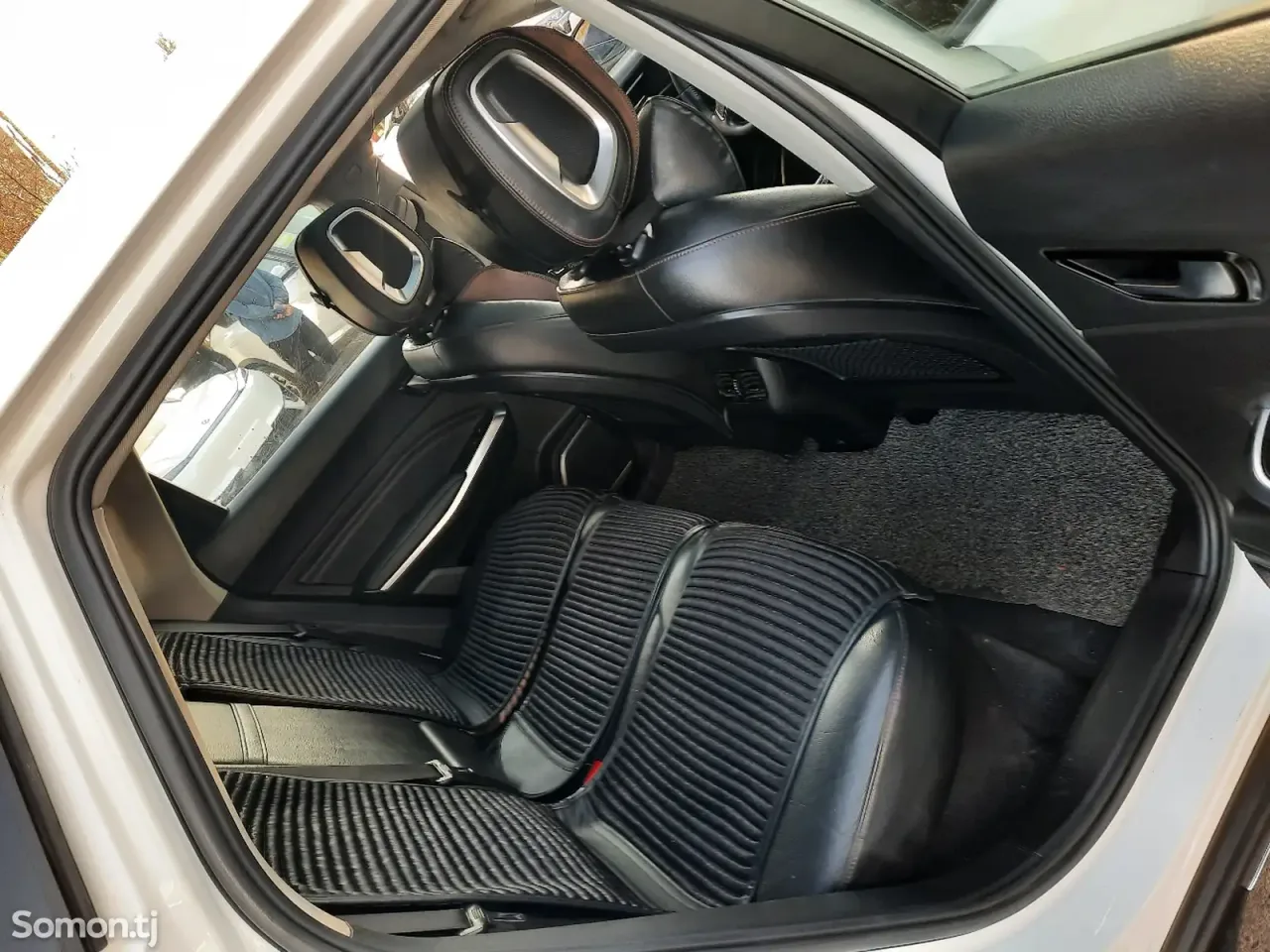 Hongqi E-HS3 2019 · 3.0 AT