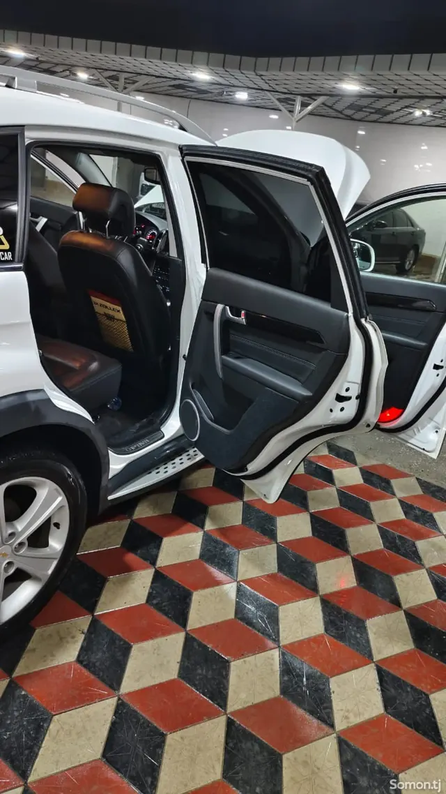 Chevrolet Captiva 2014 · 2.2 AT