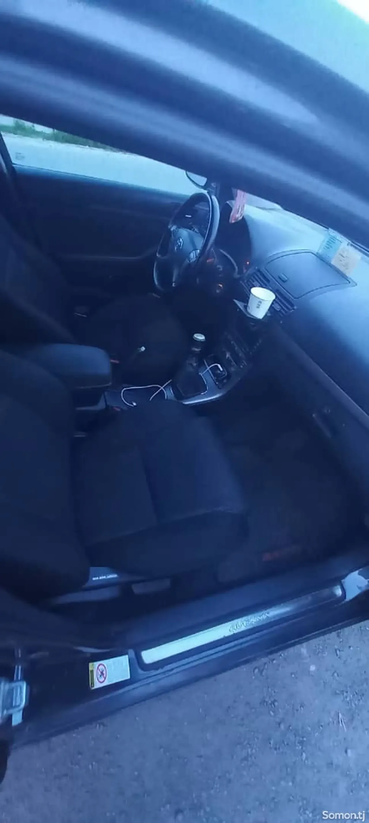 Toyota Avensis 2007 · 2.2 MT