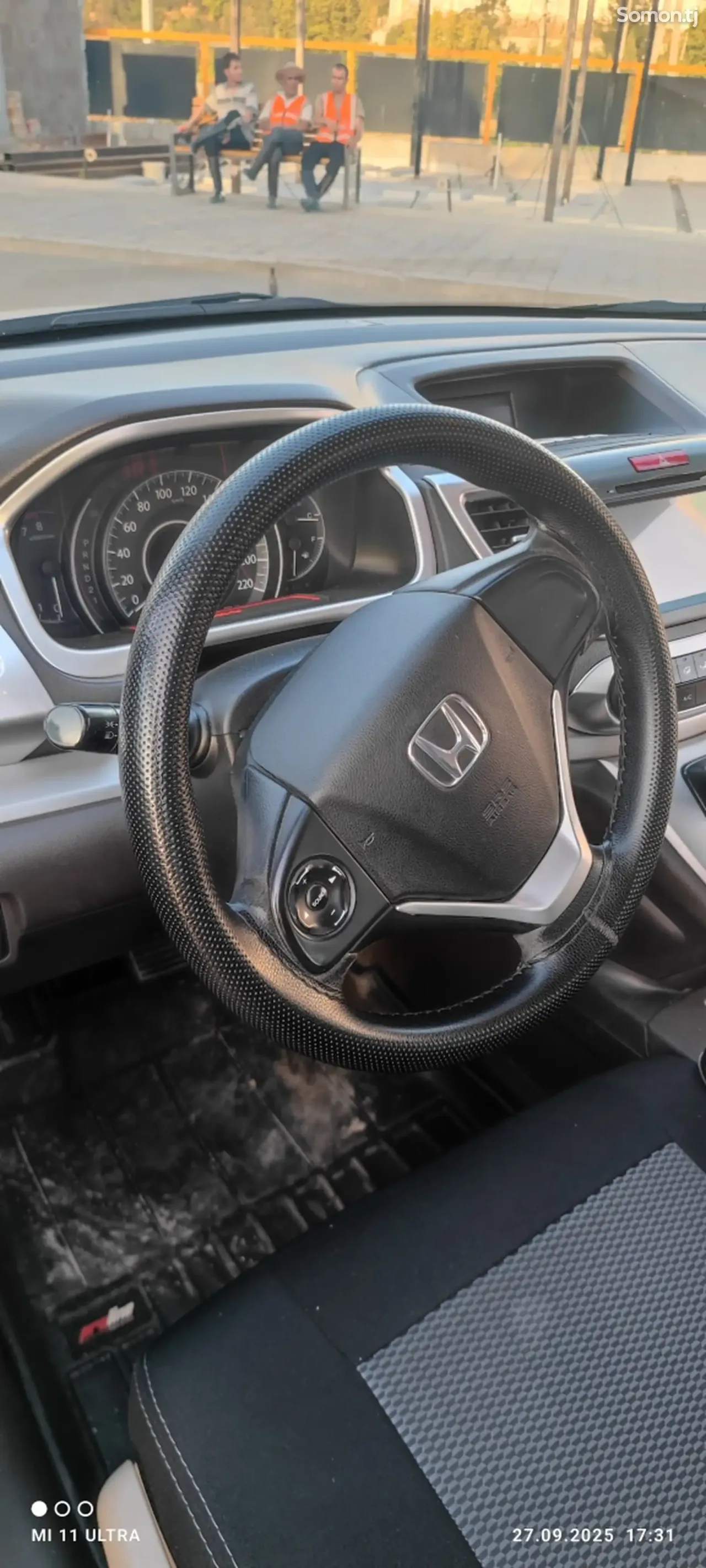 Honda CR-V 2012 · 2.4 AT