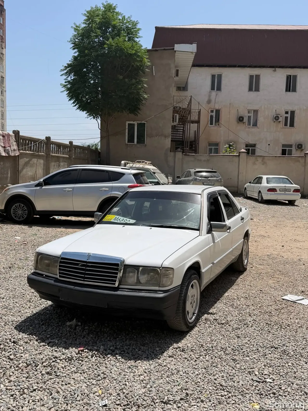 Mercedes-Benz E class 1991 · 1.8 MT
