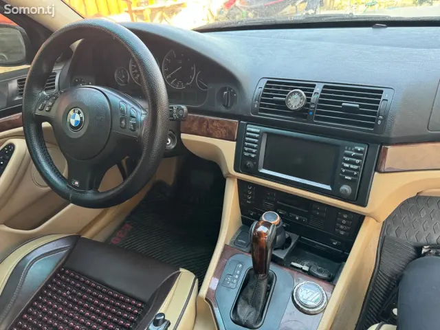 BMW 5 series 2003 · 4.4 AT